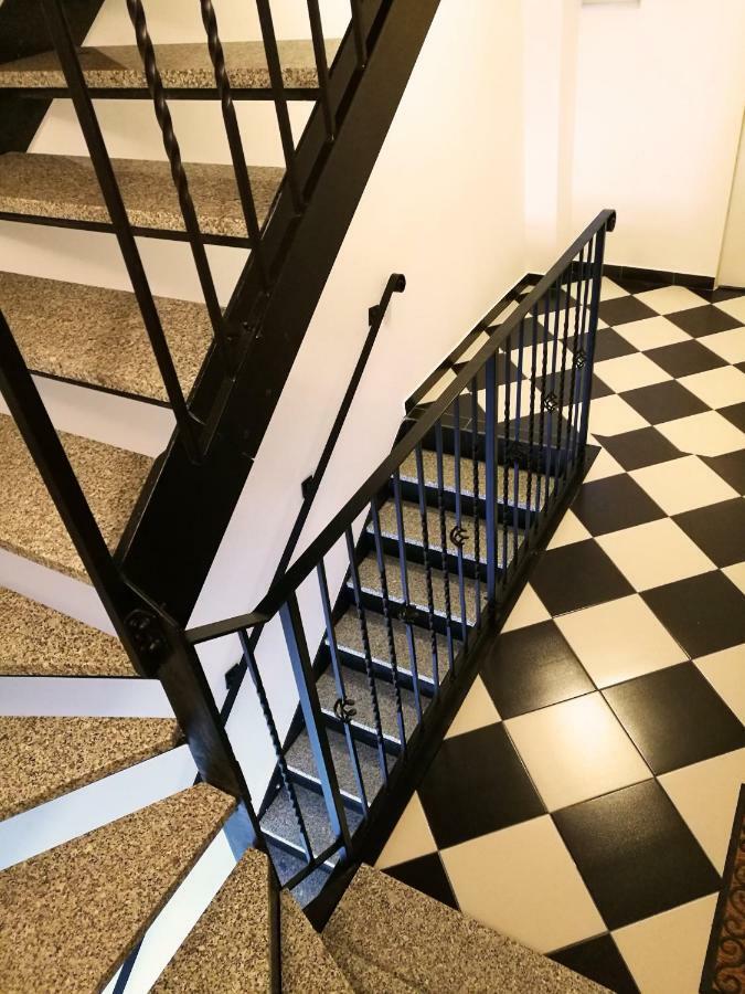 Kamienica Na Nowo Apartamenty Мронгово Екстер'єр фото
